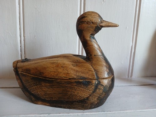 Carved wooden duck c20th - wooden,