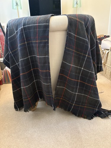 Barbour navy plaid woven - navy, shawl