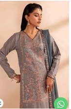 Pakistani Shalwar Kameez