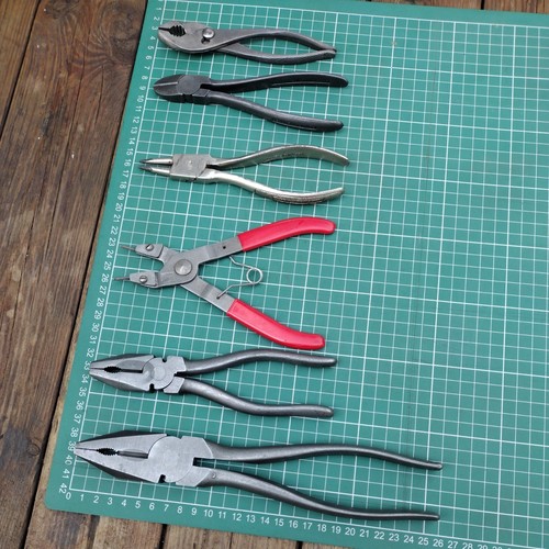 Mixed pliers grips - –, job