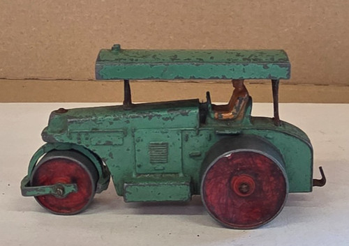 Early dinky toys - early, aveling