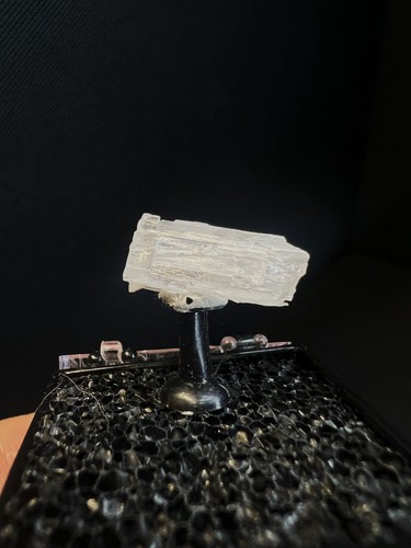 Petalite from pomba pit - petalite,