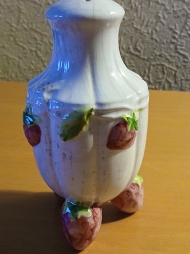 Vintage sugar shaker french - vintage,