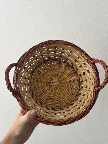 Vintage shallow round willow - vintage,