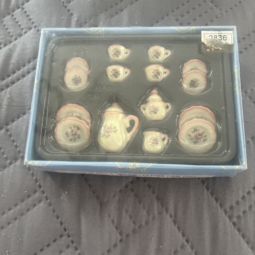 Miniature tea sets dolls - miniature,