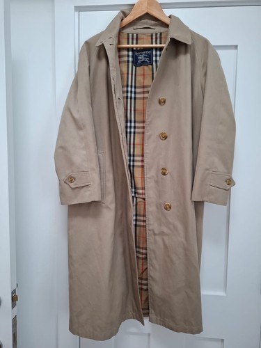 Burberry trench car mac coat - car,