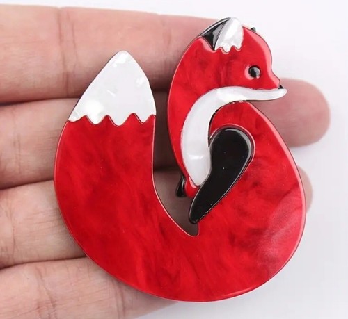 Acrylic fox brooch
