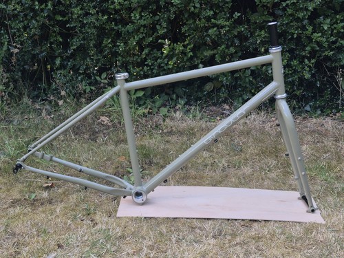 Singular cycles gryphon - cycles,