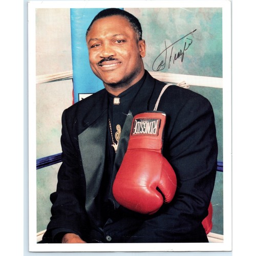 Joe frazier signed 8x10 - 8x10, photo