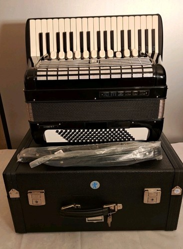 Hohner tango accordion 96 - iv,