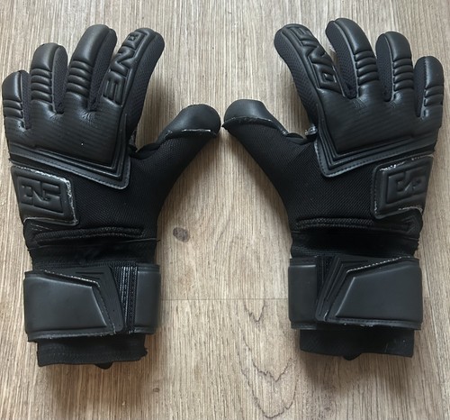 One glove goalkeeper gloves - glove,