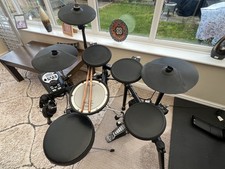 Roland TD-11 Drums Electric Drum Kit w stool & double pedal 