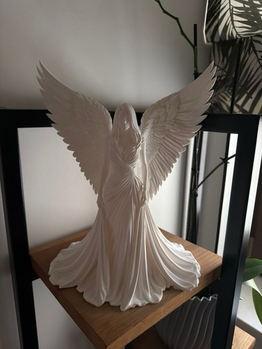 Printed white angel - 3d,