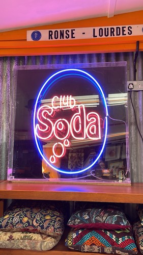Club soda light - up, sign
