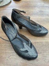 Vivienne Westwood Melissa UK6