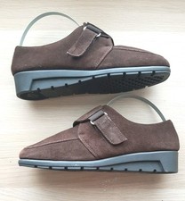 Marks and Spencer Footglove Wider Fit Brown Suede Shoes - Size 6 1/2 -NEW NO BOX