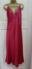 VINTAGE STYLE M&S PRETTY RED SLITHERY GLOSSY SATIN LONG NIGHTDRESS SZ 18
