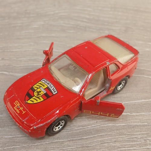 Matchbox porsche 944 - 944, red
