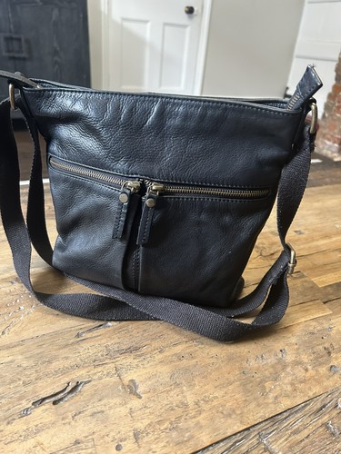Fat face bella black leather - face,