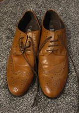 Mens Beckett Shoes Size 7 Excellent Condition