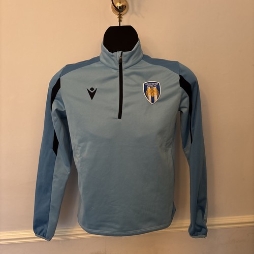 Colchester united football - colchester, 1/4