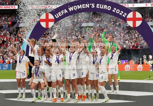 Champions england lionesses - champions,