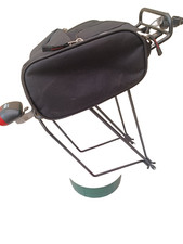 Pannier rack with top bag and