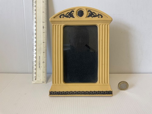 Wedgwood england yellow - yellow, black