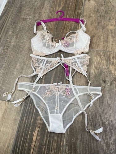 Agent provocateur - agent,
