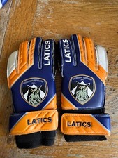 New goalkeeper gloves - goalkeeper,