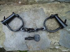Black Iron hand cuffs  /Police Antique Style/Handcuffs/shackles film Prop Gift