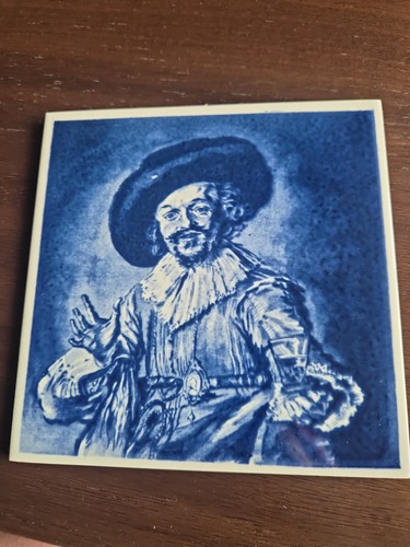 Delft blue portrait - the, merry