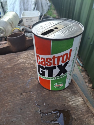Old vintage castrol gtx - can, 1