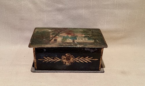 Antique toleware tin - tin, box