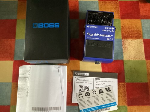 Boss synthesizer guitar - sy-1,