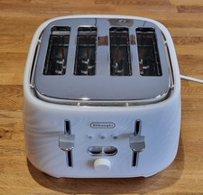 Delonghi Ballerina 4 slice Toaster RRP £69.99
