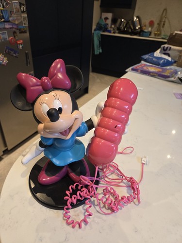 Minnie mouse collectable - minnie,