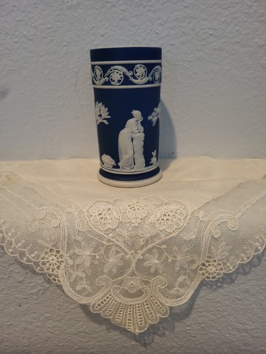 Wedgwood cream blue - wedgwood, on