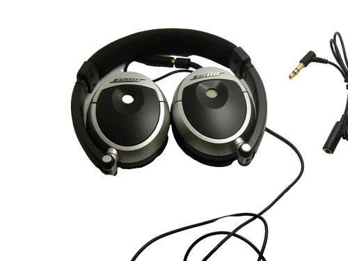 Bose ear wired - on-ear,