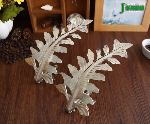 Big leaf curtain tie back - big,