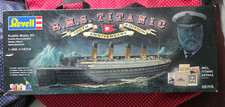 Revell RMS Titanic 100th Anniversary Model Kit 1:400 Scale 05715 Titanic Extras