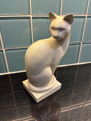 Art forum elegance white cat - elegance,