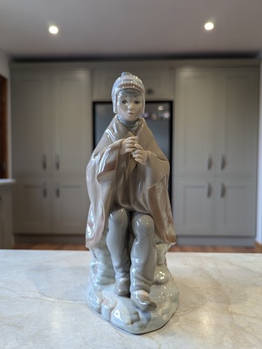 Nao figurine ornament - figurine,