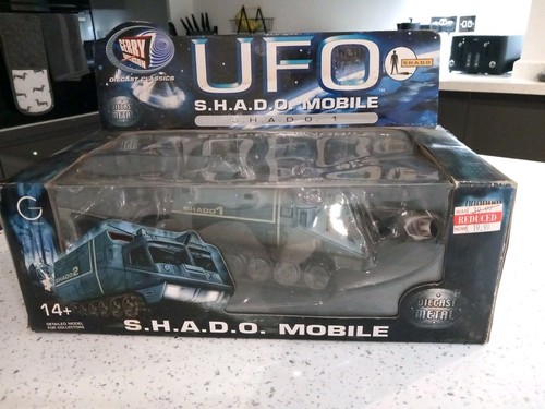 Ufo shado mobile - ufo, 1