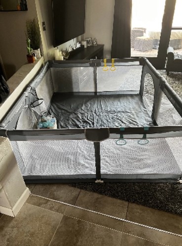 Playpen baby - playpen,