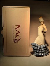 NAO by Lladro Figurine of Lady Flamenco Dancer  418 Boxed 24 cm tall