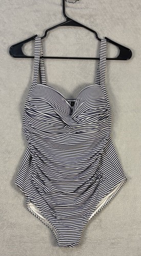Nip tuck swim - nip, white