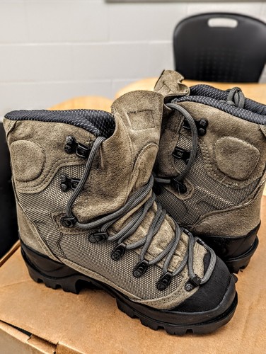 Bates tora bora - bates,