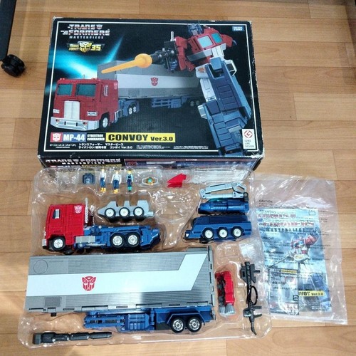 Takara tomy transformers - takara,