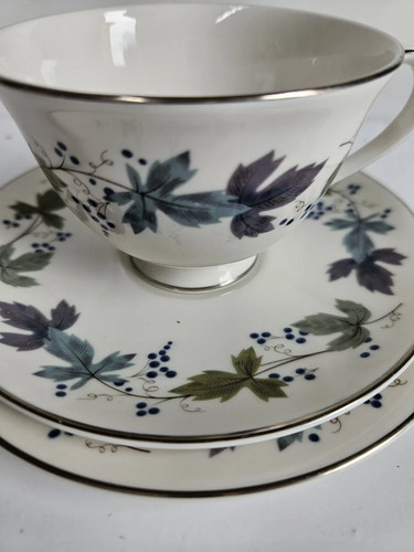 Royal doulton burgundy trio - royal,